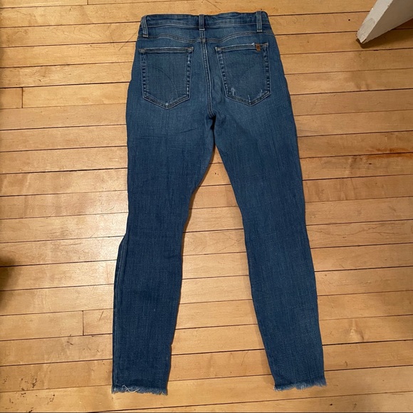 High Rise Ripped Jeans - Picture 5 of 8